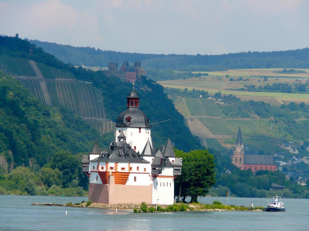 Gasthaus Weingut Stahl Oberwesel Exterior foto